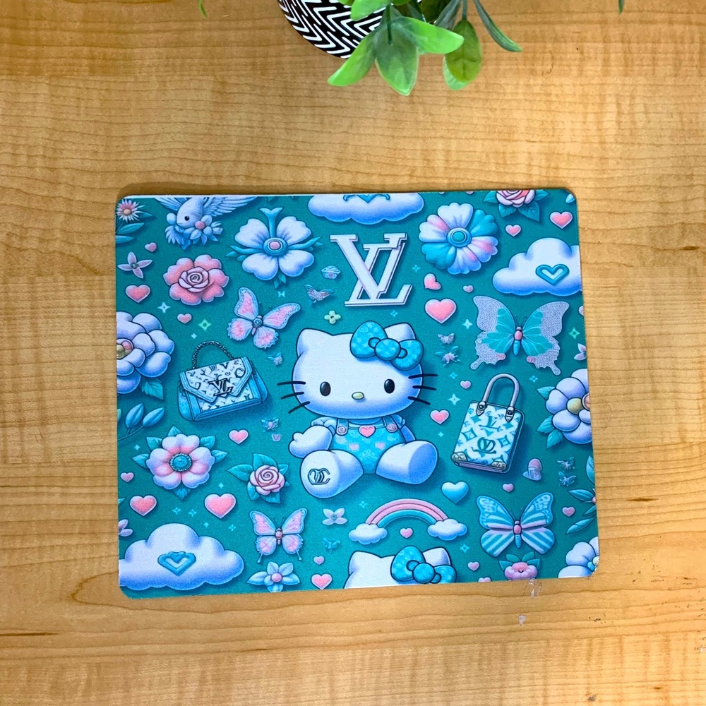 Hello kitty Mousepad